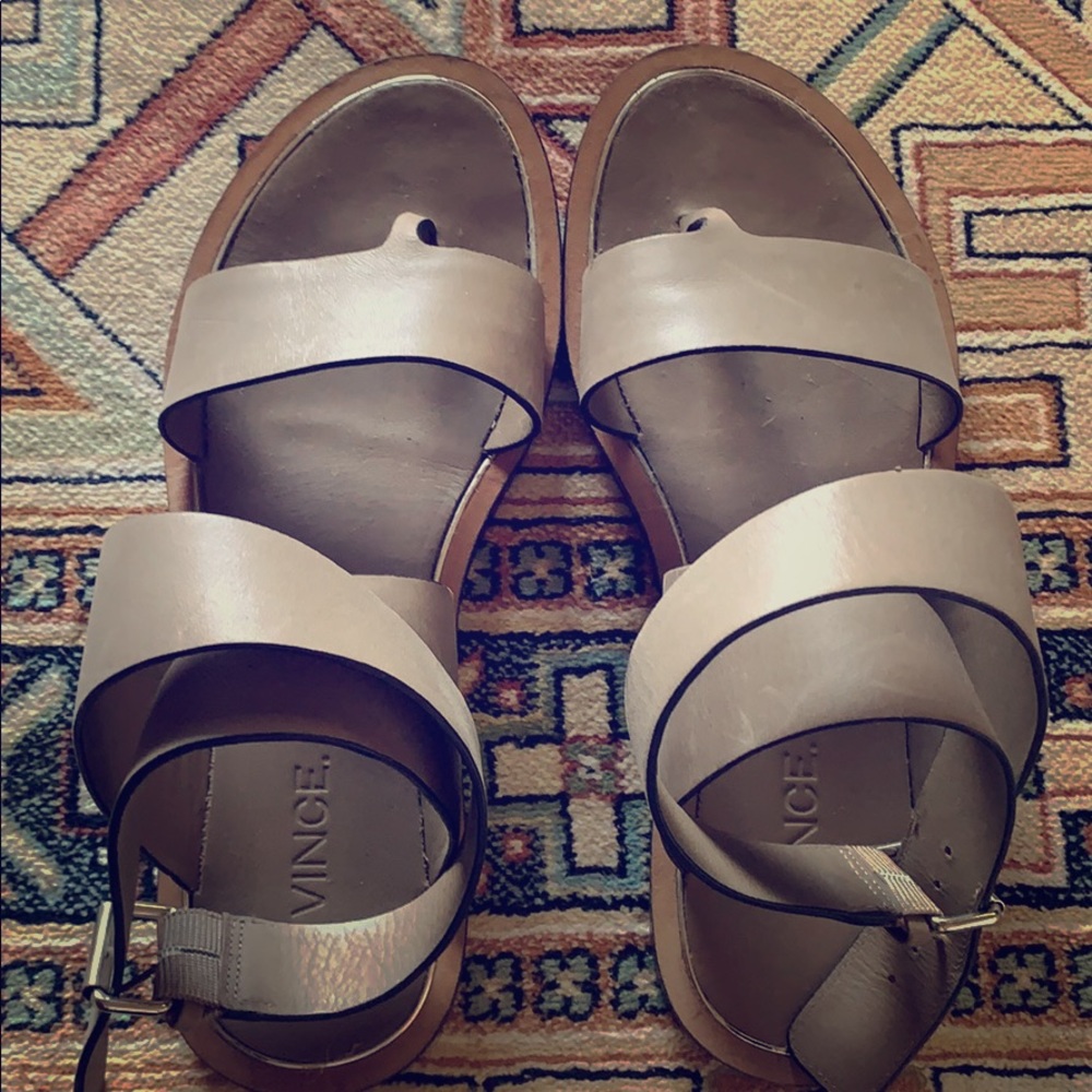 Vince sandals